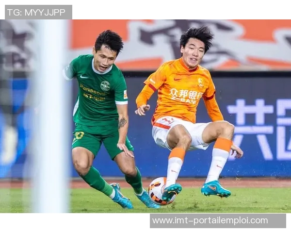 武汉足球队包夹战术解析及其在比赛中的应用与效果分析